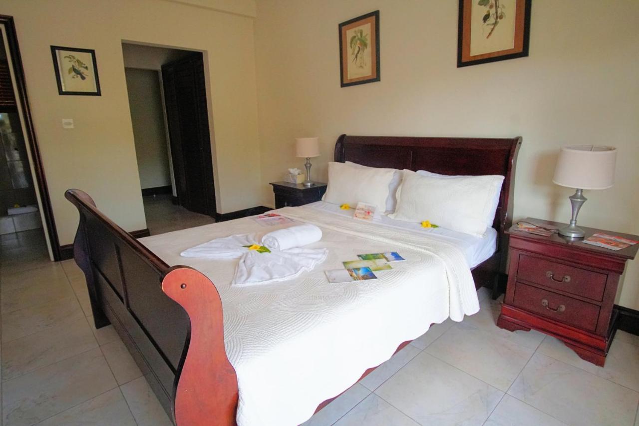 Marigot Beach Club & Dive Resort Екстериор снимка