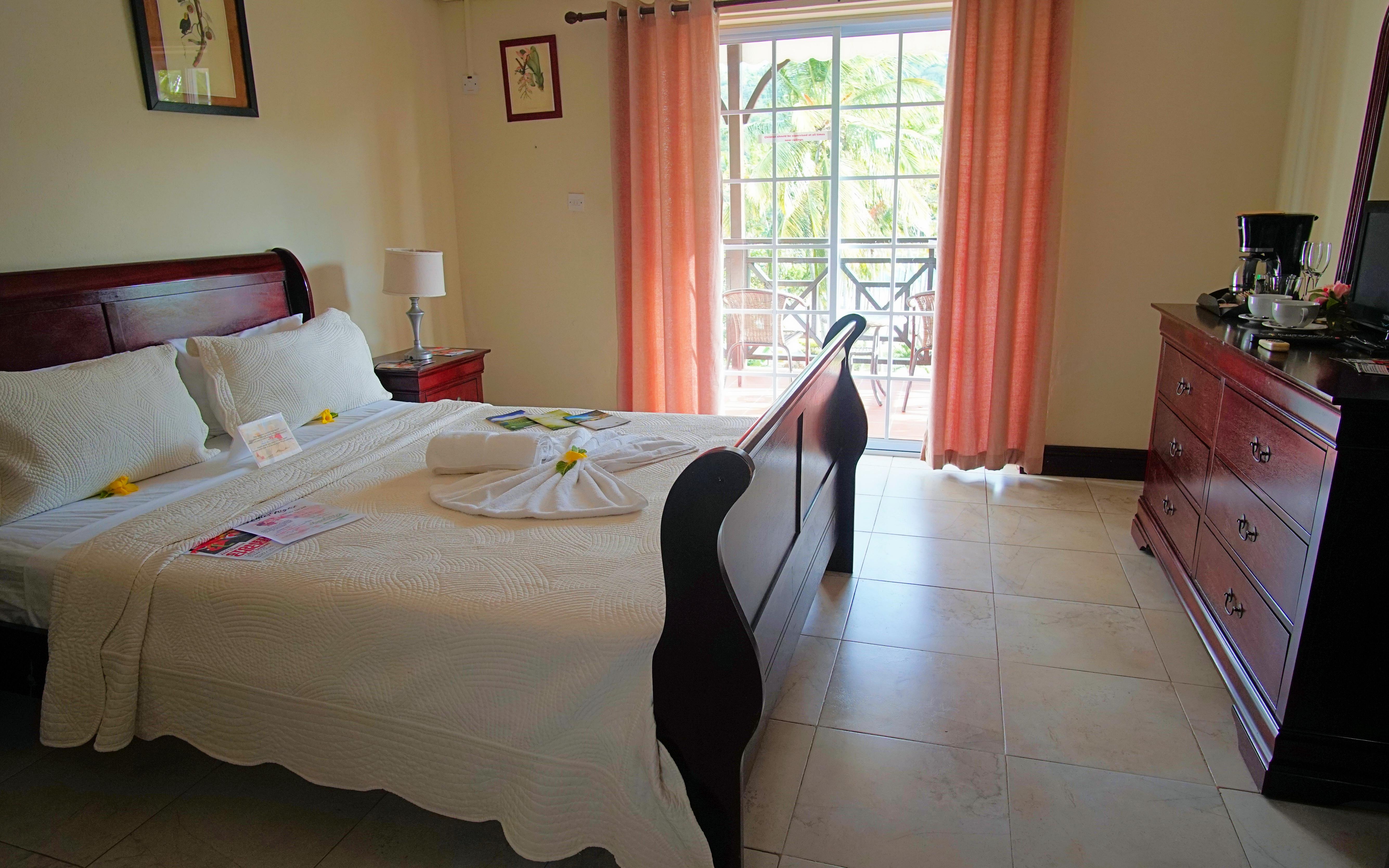 Marigot Beach Club & Dive Resort Екстериор снимка