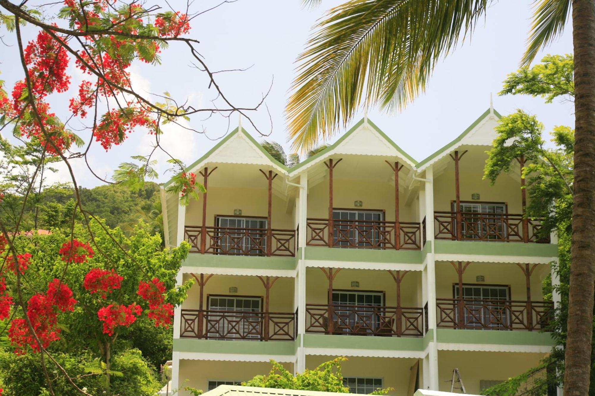 Marigot Beach Club & Dive Resort Екстериор снимка